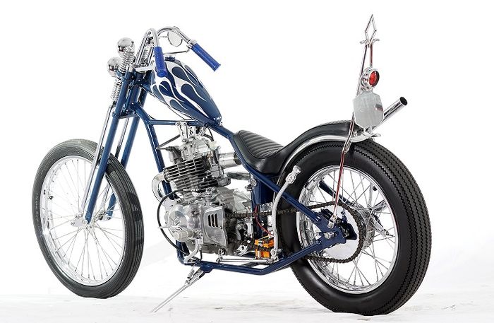 Modifikasi Suzuki Thunder 250 2000 Ala Chopper 1970-an