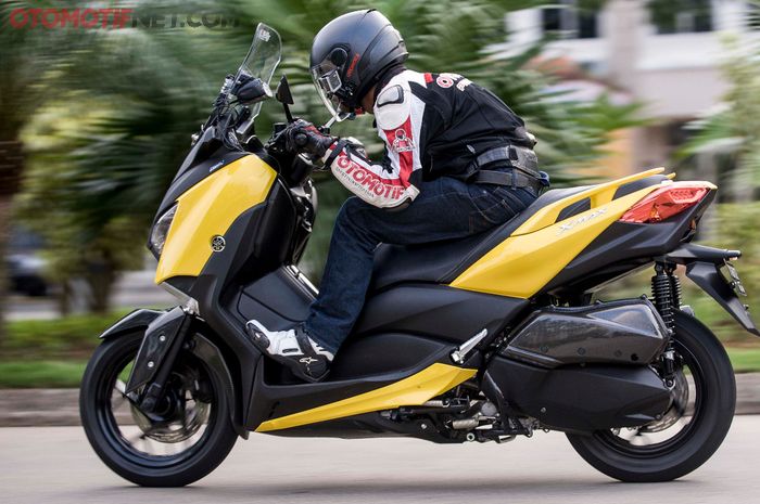 Ilustrasi Yamaha XMAX