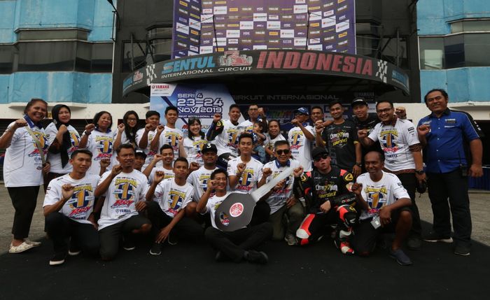 Tim Yamaha Yamalube Cargloss Racetech RRS IRC Mandiri