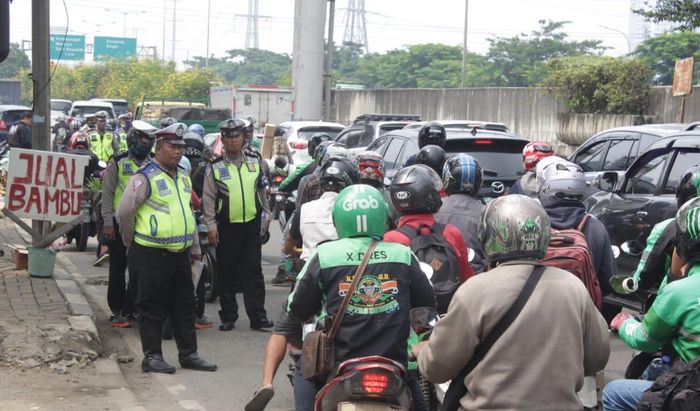 Razia Kendaraan di Jakarta dihentikan sementara