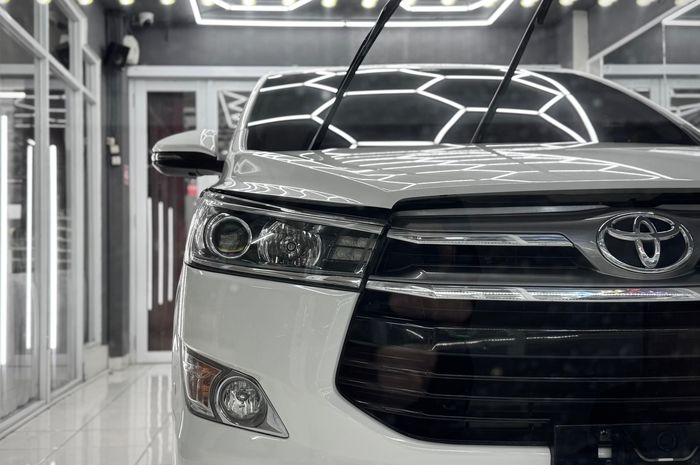 ILUSTRASI. Namanya modifikasi lampu mobil (headlamp) ada risiko yang harus dihadapi.