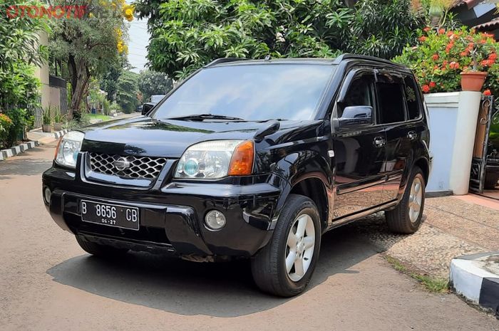 Mobil bekas Nissan X-Trail T30 (foto ilustrasi)