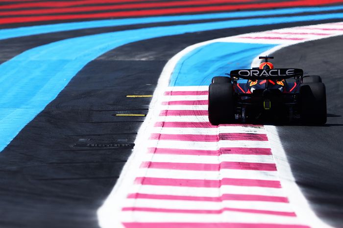 Red Bull kalah jauh dari Ferrari di hari pertama F1 Prancis 2022