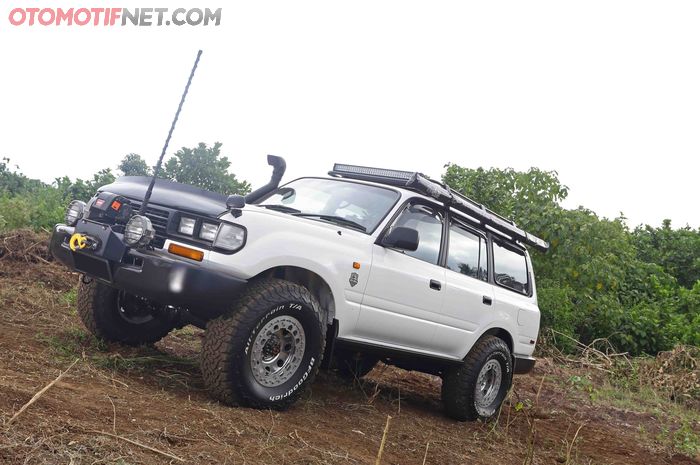 Land Cruiser VX80