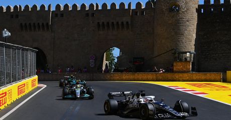 Banyak Pembalap Menderita Akibat Efek Lumba-lumba, Apakah Perlu Ada Perubahan?