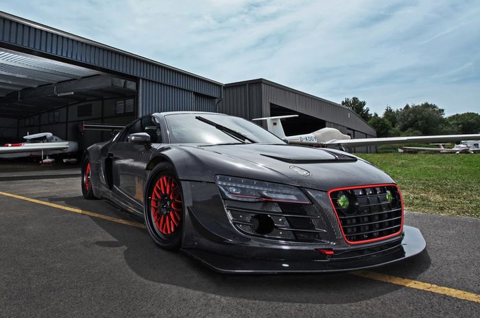 Audi R8 racikan Potter &amp; Rich 