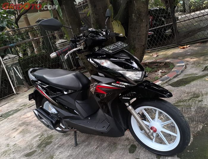 Honda BeAT 2020 modifikasi bergaya racing daily