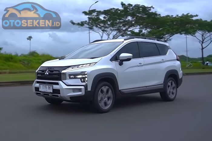 Xpander Cross CVT