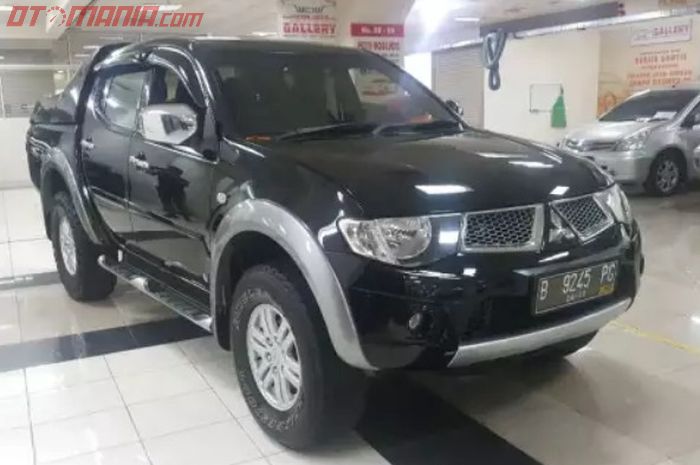 Mitsubishi Triton lansiran 2012, transmisi otomatis, penggerak 4x4