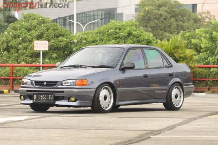 Beli mobil matik kondisi bekas yang umurnya lawas harus bebas masalah (foto ilustrasi)
