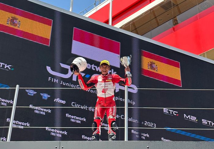 Fadillah Arbi Aditama menang race 2 FIM JuniorGP di Barcelona