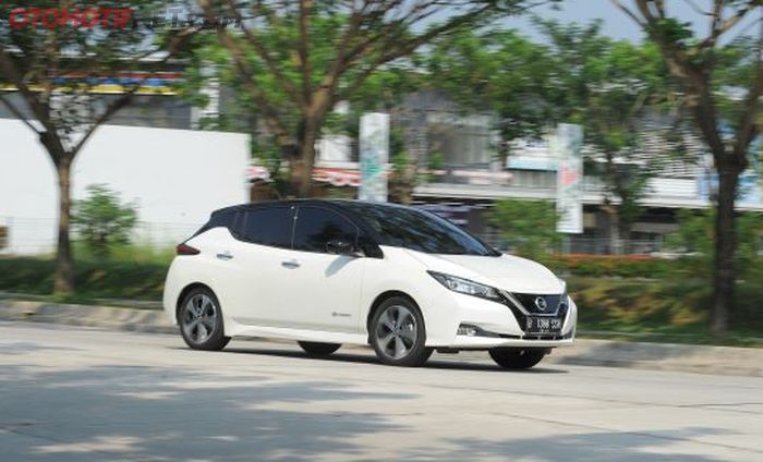All New Nissan Leaf saat diuji Otomotifnet