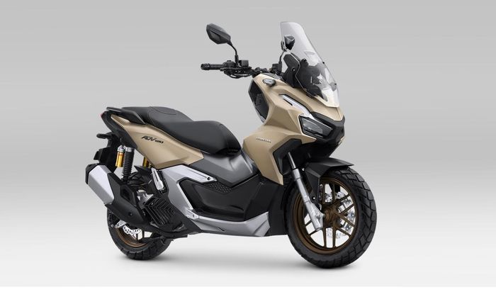 Fitur Emergency Stop Signal atau ESS tersedia di ADV160 tipe ABS