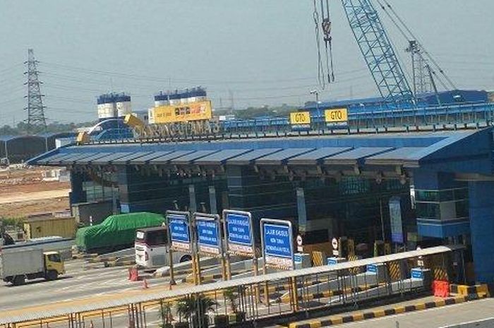 SUasana gerbang Tol Cikarang Utama, Kabupaten Bekasi