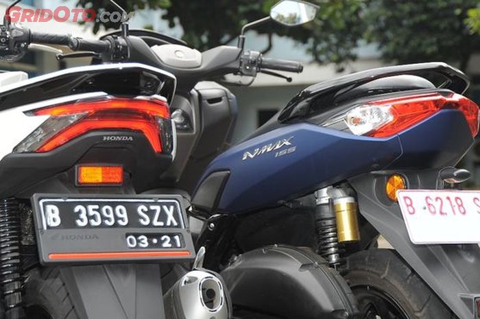 Perbandingan sokbreker belakang Yamaha NMAX dengan Honda PCX 