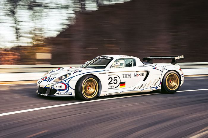 Modifikasi Porsche Carrera GT bergaya mobil balap GT-R
