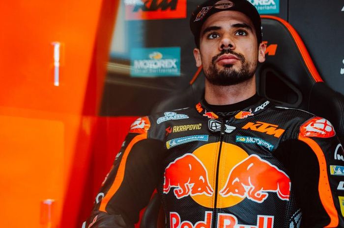 Ditawari posisi di tim KTM Tech3 di MotoGP 2023, namun pilihan tersebut ditolak mentah-mentah oleh Miguel Oliveira