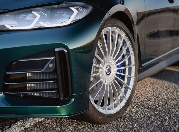 Modifikasi BMW Seri-4 Gran Coupe Alpina D4 S didukung setup kaki-kaki jempolan
