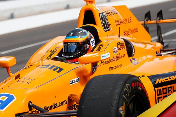 Fernando Alonso ketika pertama kali balapan Indianapolis 500 pada 2017