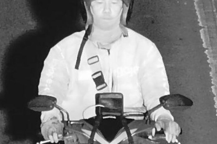 Pelanggar lalu lintas terkena Tilang Elektronik Honda BeAT, imbasnya Motor Yamaha Aerox radit tidak bisa bayar pajak karena terblokir