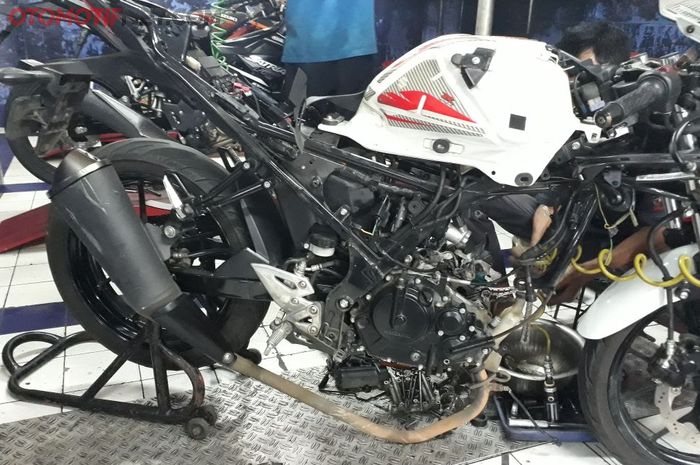 Ini kisaran servis motor sport 150 cc