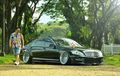 Modifikasi Mercedes-Benz S300, Mobil Presiden Stance Pertama Di Dunia!