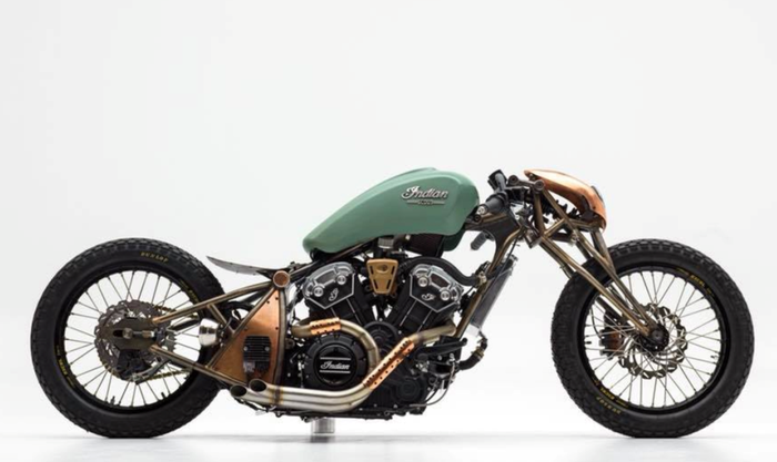 Juara 1 ajang The Wrench: Scout Bobber Build-Off dengan gaya chopper full custom