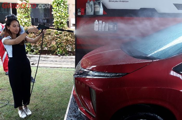 Pengetesan water repellent Mitsubishi pada Xpander