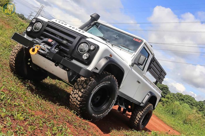 Land Rover defender