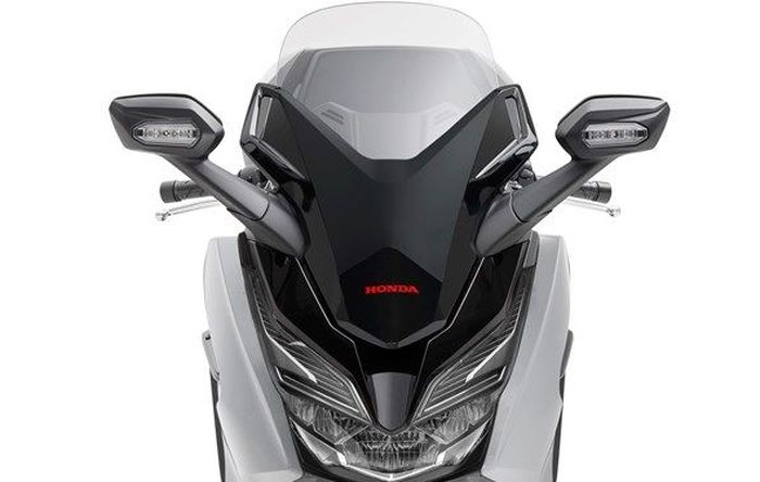 Honda Forza 300 2020 resmi diluncurkan, fiturnya canggih banget.