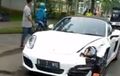 Memilukan, Pengemudi Ojol Diduga Kakinya Putus Ditabrak Oleh Porsche 718 Boxster Convertible di Alam Sutera