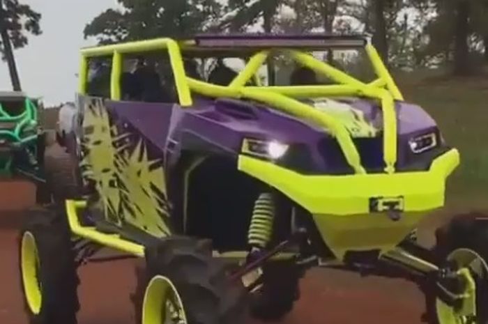 Kendaraan tubular atraktif, mesinnya jahat Sob