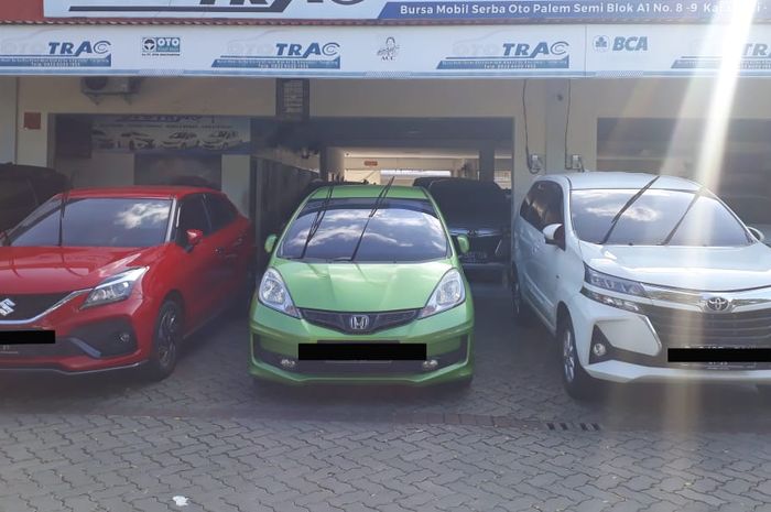 Warna mobil seken yang paling laku di pasaran.