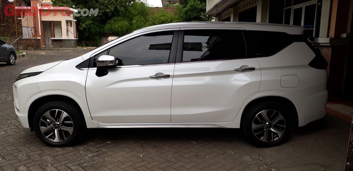 Mitsubishi Xpander Putih Jadi Proyek Modif W7carsmetic