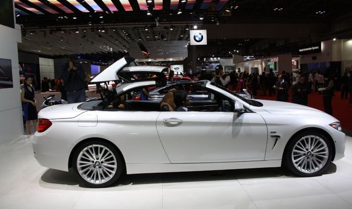 BMW 4 Series convertible model yang beredar saat ini