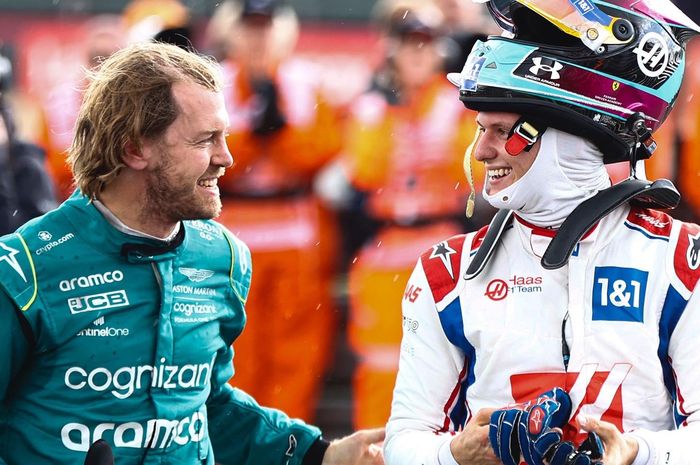 Mick Schumacher berikan pesan menyentuh untuk Sebastian Vettel yang umumkan pensiun di akhir F1 2022