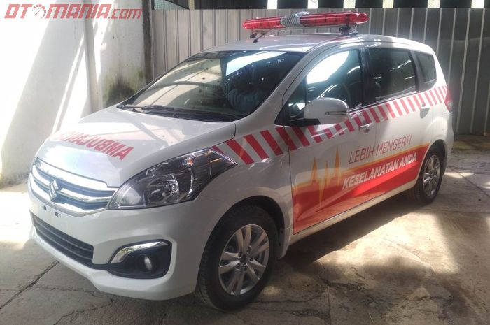 Suzuki Ertiga ambulans siap dukung APV ambulans