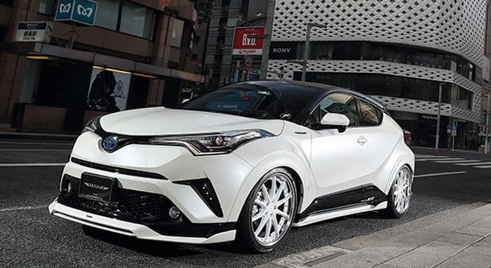 Tampilan depan modifikasi Toyota C-HR garapan Artisan Spirits