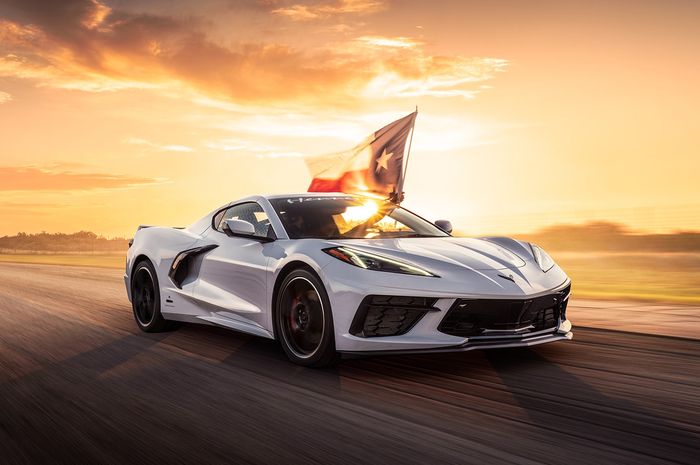 Corvette C8 terbaru pakai knalpot Hennessey