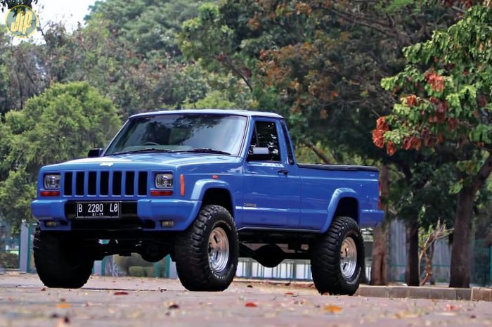 Jeep Cherokee XJ modifikasi Comanche