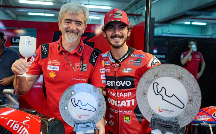Gigi Dall'Igna tidak menjadikan Pecco Bagnaia pembalap unggulan di MotoGP 2022 meskipun jadi pembalap Ducati terbaik di 2021