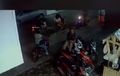 Slonong Boy, Dua Maling Motor Beraksi di Tempat Ramai, Melenggang Gak Ada Yang Sadar