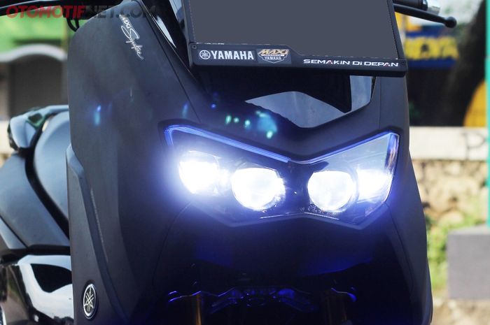 All New Yamaha NMAX 155 pakai lampu Toyota Vellfire