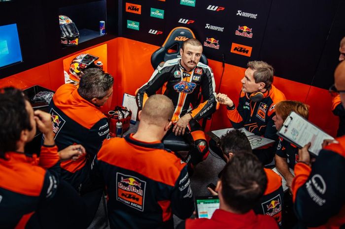 KTM ungkap pabrikan mana yang melarang jurnalis meliput shakedown test MotoGP 2023 di Sirkuit Sepang