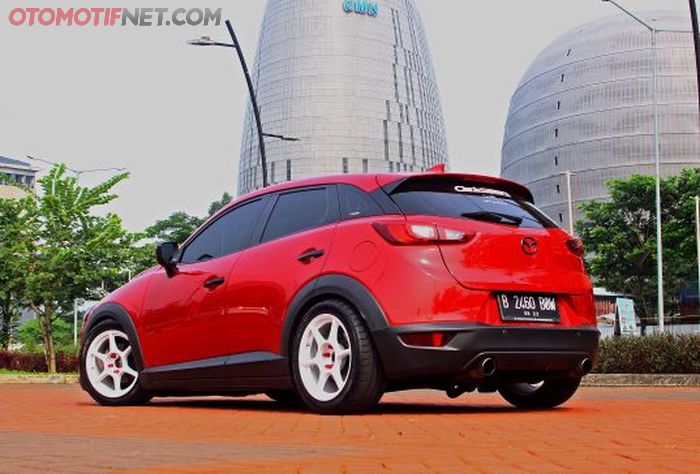 Mazda CX-3 Aldo tampak belakang