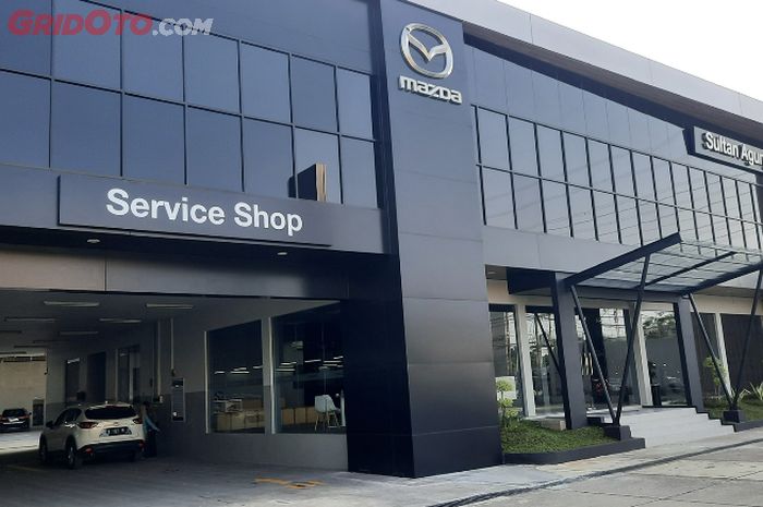 Mazda Sultan Agung dengan pelayanan penjualan hingga bengkel. Lokasi strategis di sentra otomotif Bekasi, Jawa Barat. 