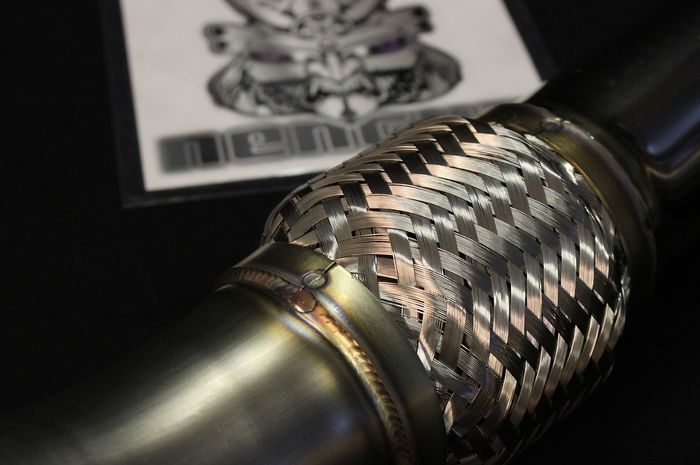 Komponen Fleksibel Knalpot yang Dipasang di Center Pipe Knalpot