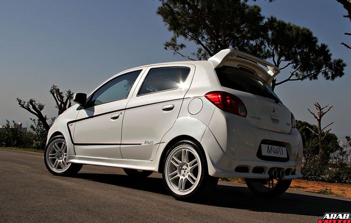 Tampilan samping modifikasi Mitsubishi Mirage bergaya minimalis