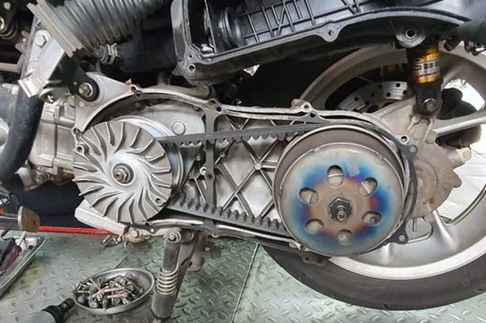Biaya servis CVT Yamaha NMAX di bengkel umum