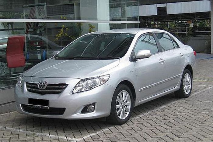 Kisaran harga Toyota Corolla Altis tahub 2012 bekas